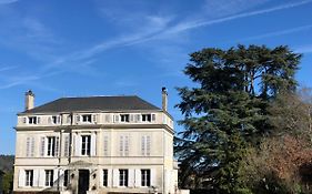 La Maison Au Cedre